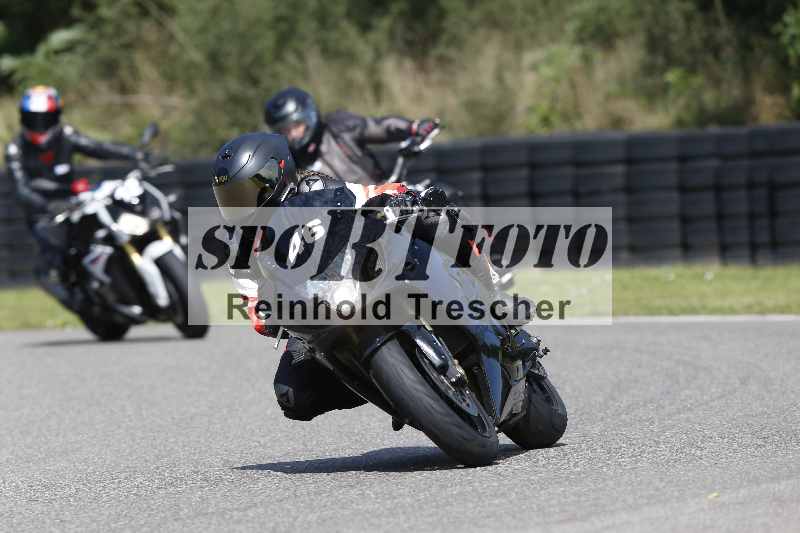 /Archiv-2025/42 07.08.2025 Peter Studer Girls Day ADR/Gruppe pink/46